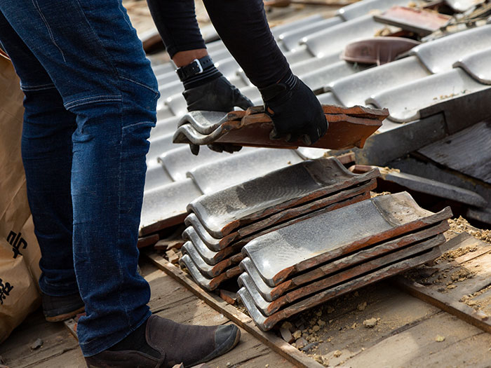 瓦屋根の葺き替え